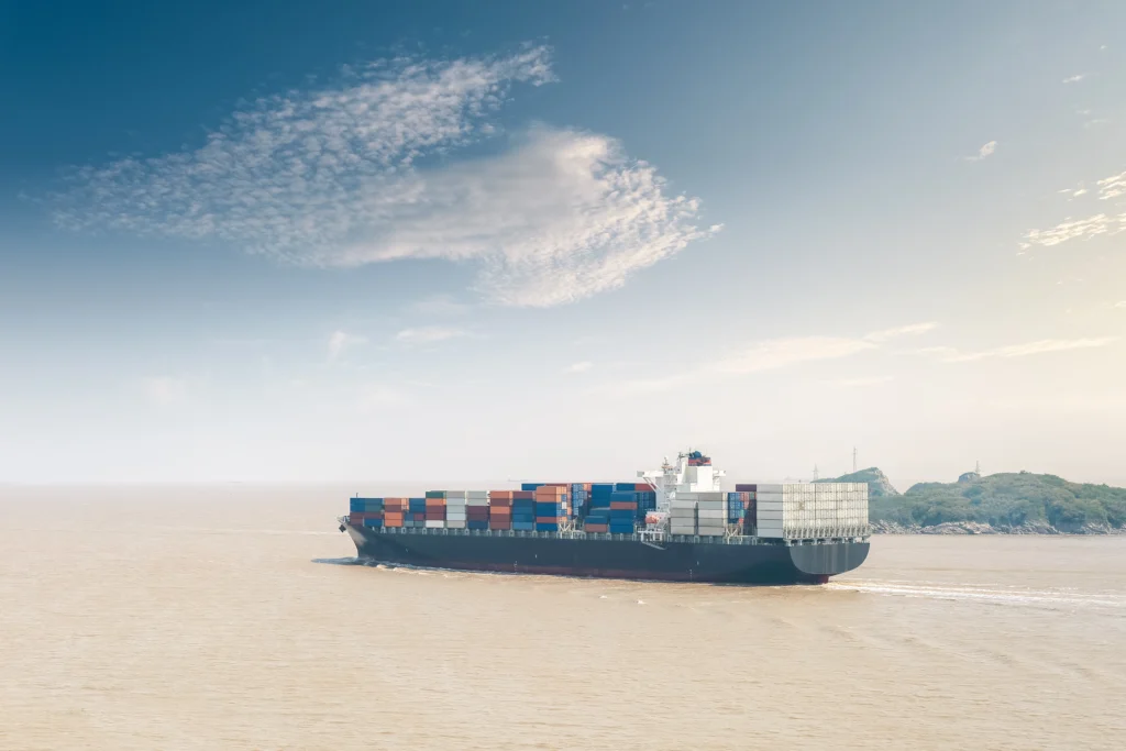 The Hidden Risks of Choosing the Cheapest Freight Forwarder for International Shipments