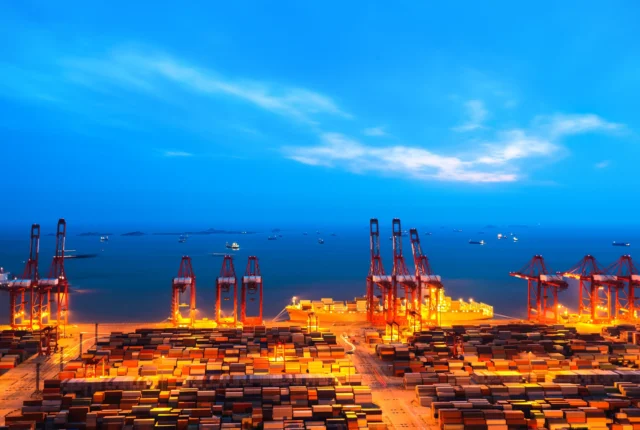 The Hidden Risks of Choosing the Cheapest Freight Forwarder for International Shipments